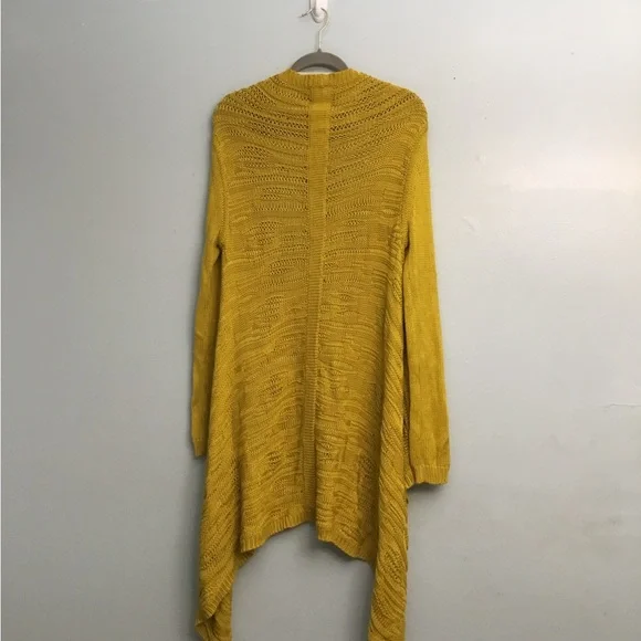 Natori Yellow Cardigan Sweater with Asymmetrical Hem - Picture 3 of 10